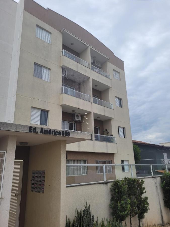 Апартаменти Apartamento Em Jaguariuna - Completo E Pratico Екстер'єр фото